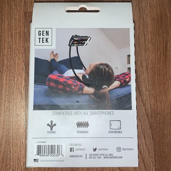 Hands-Free Neck Mount For Phone - Picture 3 of 4